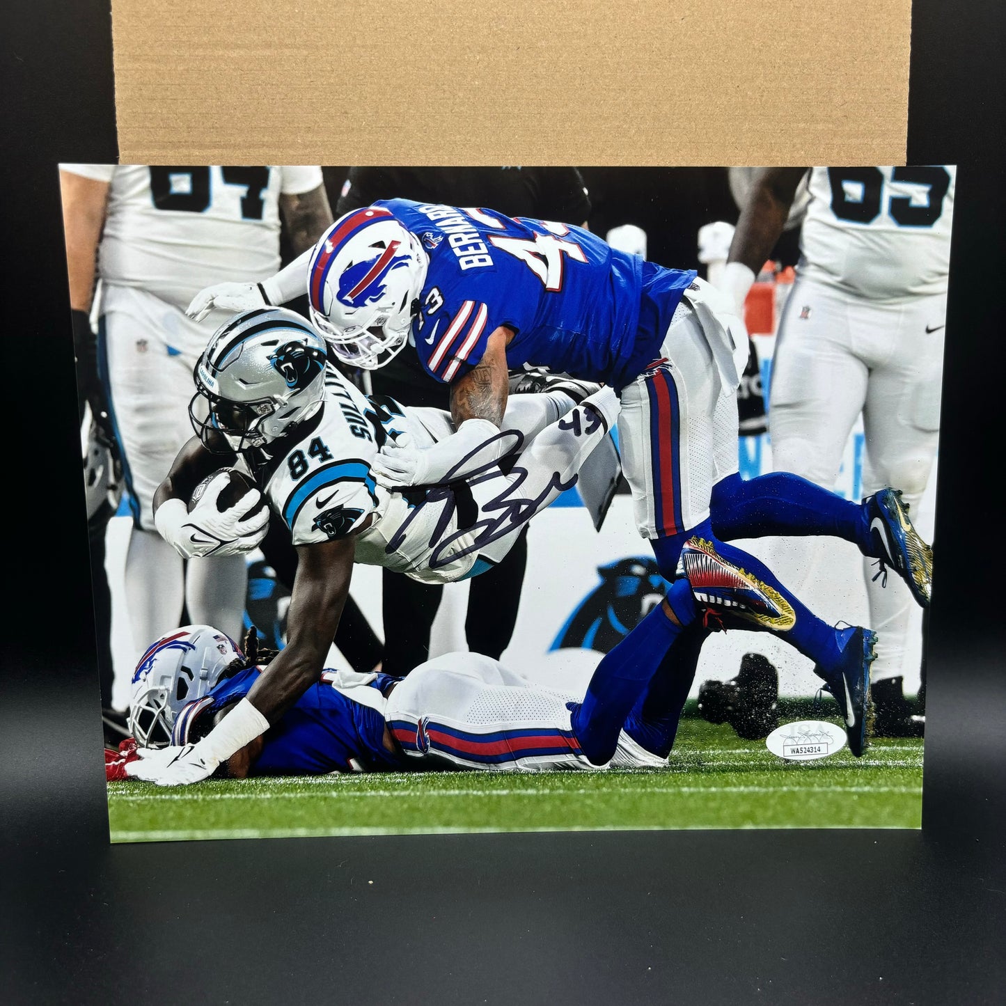 Terrell Bernard Signed Buffalo Bills 8x10 Tackle