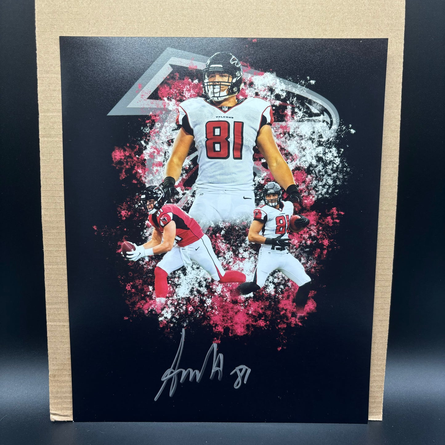 Austin Hooper Signed Falcons 8x10