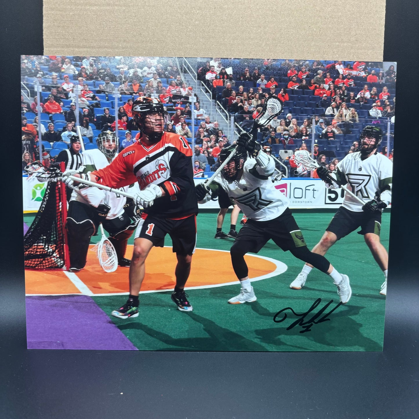 Tehoka Nanticoke Signed Buffalo Bandits 8x10 (Corner)